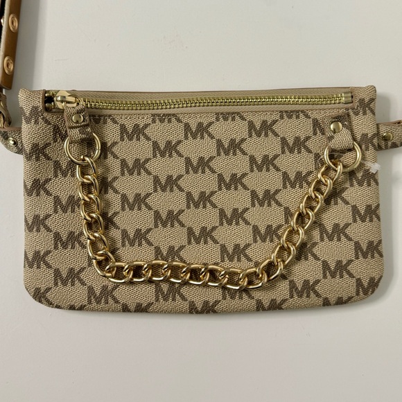 Michael Kors Monogram Belt Bag NWOT - Picture 3 of 5